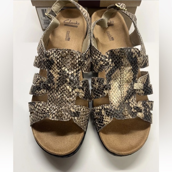 NIB CLARKS LexiMarigold Snake Wedge Sandal - Picture 2 of 5